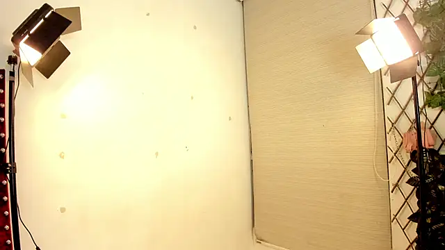 candice star online show from November 28, 2025, 12:02 am