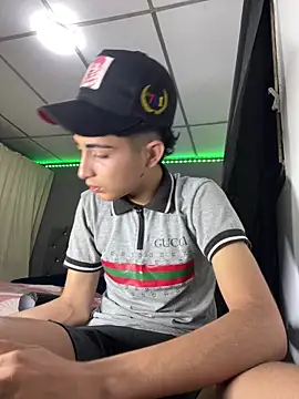 MathieuAGT online show from November 21, 2025, 11:25 pm