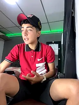 MathieuAGT online show from December 3, 2025, 11:36 pm