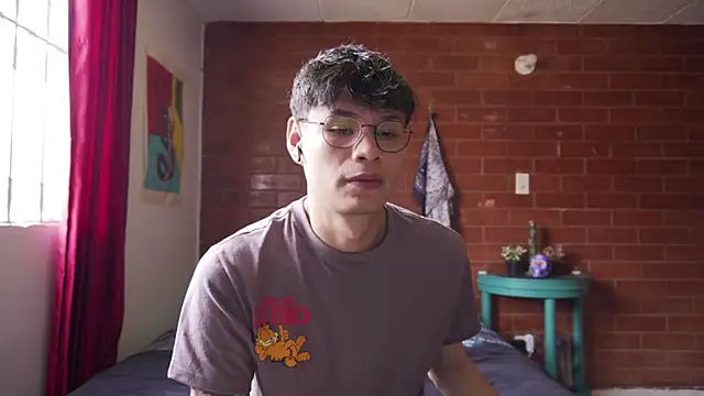 estmonnn online show from January 10, 2026, 3:47 pm