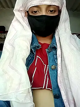 Quenn-Jiya752 online show from November 9, 2025, 6:44 am