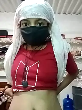 Quenn-Jiya752 online show from November 11, 2025, 11:43 am