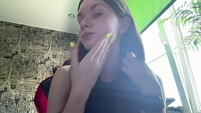 Snapshot of AriellaVenturi chatting on July 19, 2026, 7:45 am AriellaVenturi online show from July 19, 2026, 7:45 am