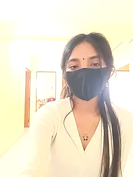 Sanaya Queen19 online show from November 9, 2025, 8:56 am