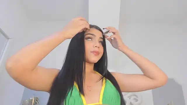 roxana scott1 online show from May 26, 2026, 3:35 am