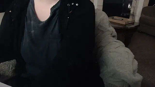 Snapshot of Skyl31 chatting on November 12, 2025, 2:12 am Skyl31 online show from November 12, 2025, 2:12 am