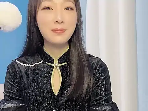 ella55-- online show from November 10, 2025, 3:27 am