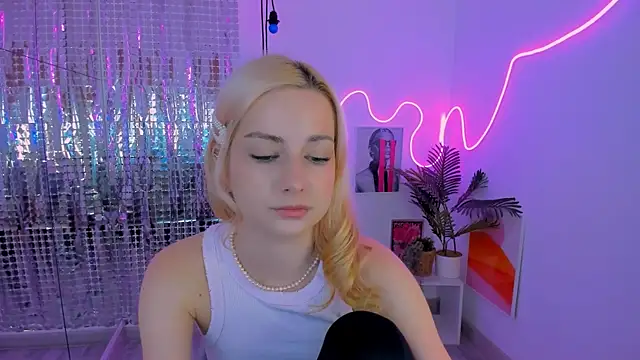 Snapshot of Jessie_Cuti chatting on March 8, 2026, 1:59 pm Jessie Cuti online show from March 8, 2026, 1:59 pm