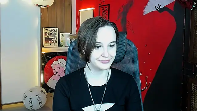 IreneBailey online show from November 18, 2025, 9:14 am