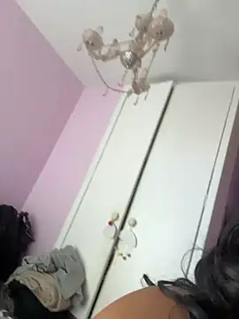 kennedylorel online show from November 20, 2025, 1:22 pm