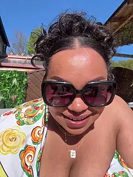 kennedylorel online show from April 22, 2026, 3:35 pm