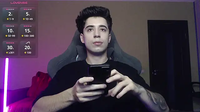 Yofukashii online show from November 21, 2025, 11:31 am