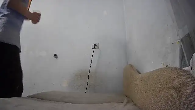 Zizi Zuzu online show from November 15, 2025, 7:10 pm