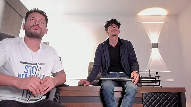 boysonfiree online show from November 26, 2025, 11:55 am