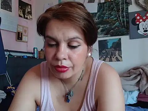 Carolineisback online show from July 17, 2026, 1:29 pm