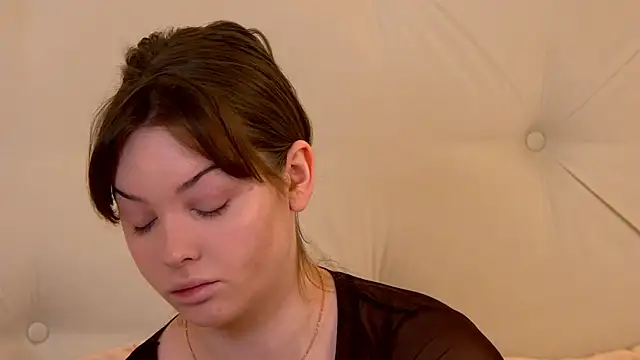 Snapshot of VickiBanx chatting on November 7, 2025, 4:01 am VickiBanx online show from November 7, 2025, 4:01 am