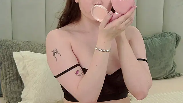 Snapshot of VickiBanx chatting on February 6, 2026, 4:50 am VickiBanx online show from February 6, 2026, 4:50 am