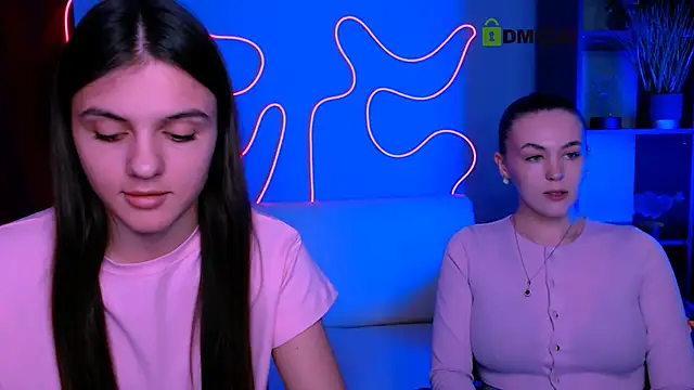Snapshot of lisa_dark_ chatting on April 21, 2026, 9:37 am lisa dark online show from April 21, 2026, 9:37 am