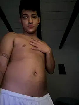 niall falconn online show from November 16, 2025, 4:34 pm