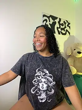 SHAILABROWN online show from November 17, 2025, 5:19 pm