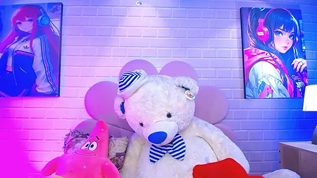 roseefancy19 online show from April 21, 2026, 11:38 am