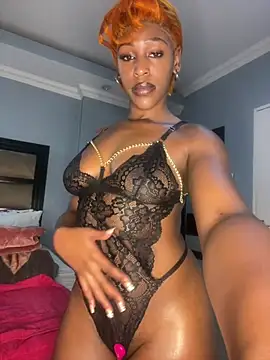 Snapshot of SP1CY_MOMMY chatting on July 6, 2026, 9:06 pm SP1CY MOMMY online show from July 6, 2026, 9:06 pm