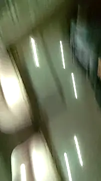 jhonschen online show from December 1, 2025, 8:25 pm