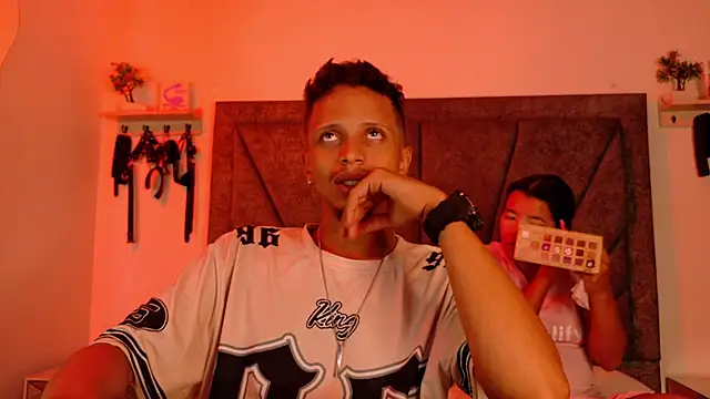 DamianandEva online show from April 10, 2026, 12:21 pm