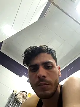 ZAminn6789 online show from April 23, 2026, 8:33 pm