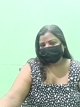 Snapshot of tamil_Nithya_J chatting on December 17, 2025, 7:25 am tamil Nithya J online show from December 17, 2025, 7:25 am