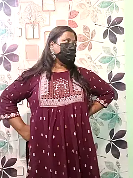 Snapshot of tamil_Nithya_J chatting on February 12, 2026, 6:30 am tamil Nithya J online show from February 12, 2026, 6:30 am