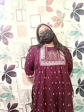 Snapshot of tamil_Nithya_J chatting on February 25, 2026, 7:07 am tamil Nithya J online show from February 25, 2026, 7:07 am