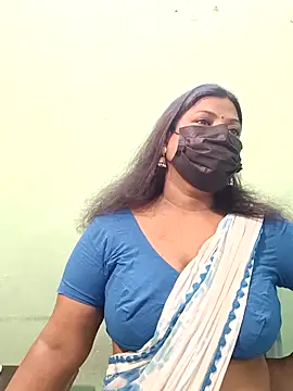 Snapshot of tamil_Nithya_J chatting on March 4, 2026, 9:37 am tamil Nithya J online show from March 4, 2026, 9:37 am