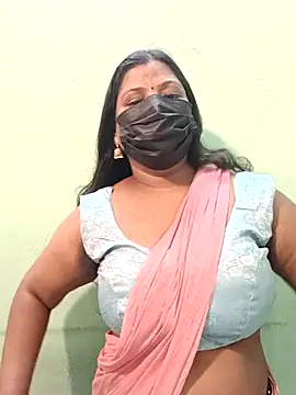 Snapshot of tamil_Nithya_J chatting on March 5, 2026, 9:05 am tamil Nithya J online show from March 5, 2026, 9:05 am