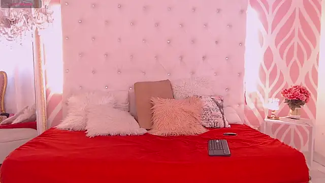 CarlaDominatrix online show from November 5, 2025, 7:03 pm