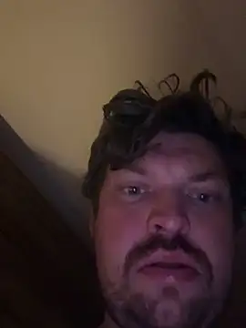 Johangrunn online show from October 31, 2025, 8:43 pm