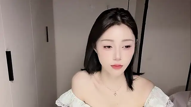 yuyu-33 online show from May 11, 2026, 4:04 pm