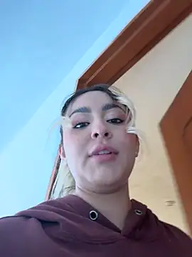 Elina Hills online show from March 24, 2026, 2:44 pm