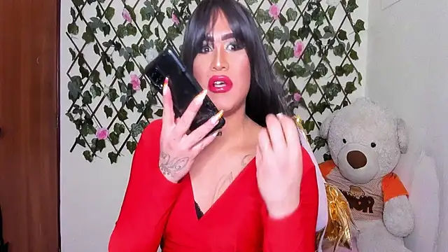 melani ferraraa  online show from November 20, 2025, 5:07 am