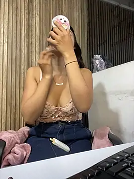 Valk submissive online show from March 7, 2026, 5:37 am