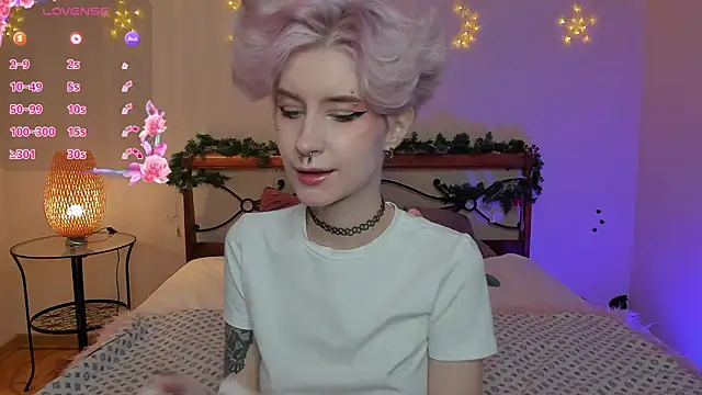 Angel Julles online show from December 14, 2025, 4:12 pm