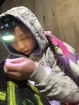 bi-bo123 online show from February 9, 2026, 2:37 am