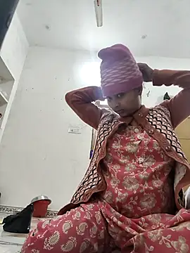 Cute Arushi online show from December 22, 2025, 6:21 am