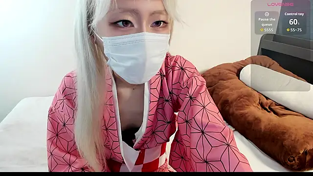 yeji 2001 online show from March 1, 2026, 4:31 pm