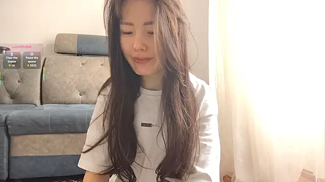 DianaMendoza online show from November 16, 2025, 9:26 am