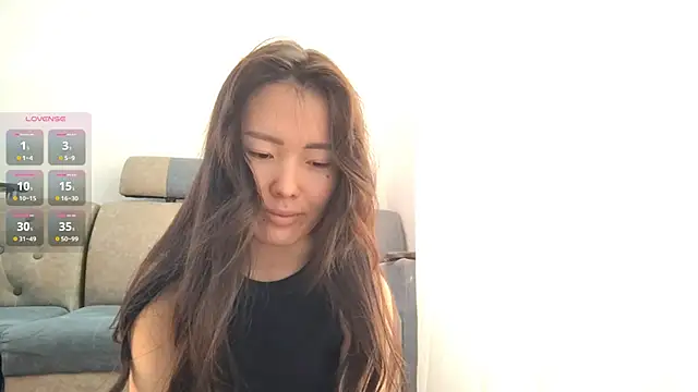 DianaMendoza online show from December 1, 2025, 9:03 am