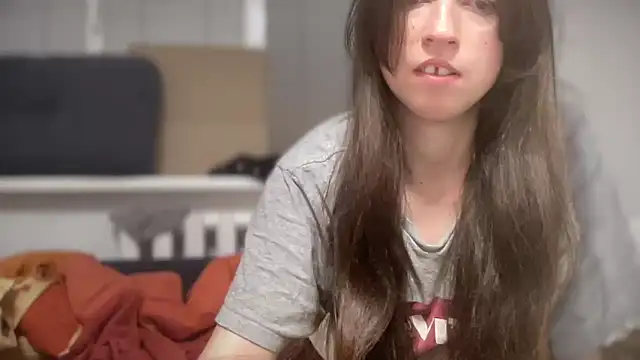 ShizukuHunter online show from November 14, 2025, 10:07 pm