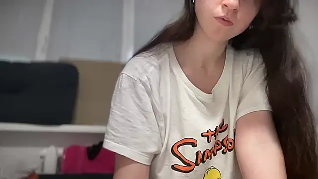 ShizukuHunter online show from November 18, 2025, 9:03 am