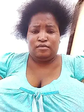 MassiveBoobsxxxx online show from November 12, 2025, 12:16 pm