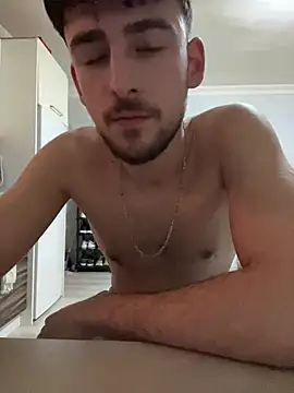 yasinesra757  online show from March 4, 2026, 10:16 pm